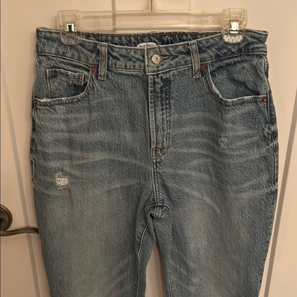 Old Navy High Rise Blue Jeans with Distressed Style - Picture 2 of 11